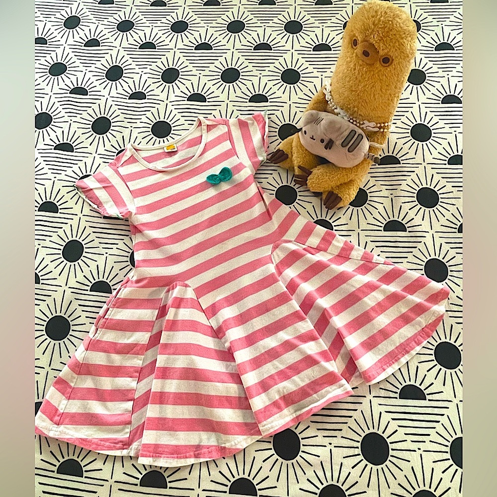 Adorable Girl’s Coral/White Striped Skater Dress (Sz 5-6)